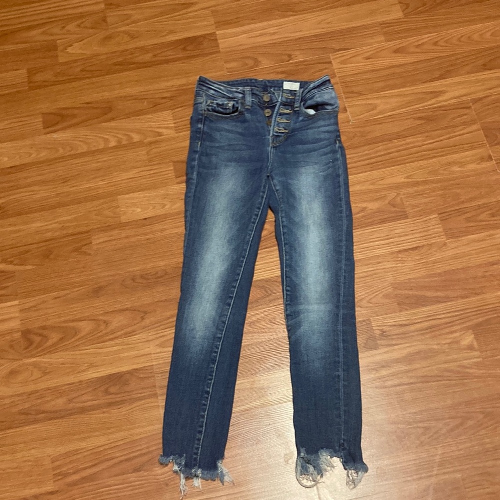 Bridge by gly size 24 mid rise denim wash jeans. Stretch in the waist. Button up
